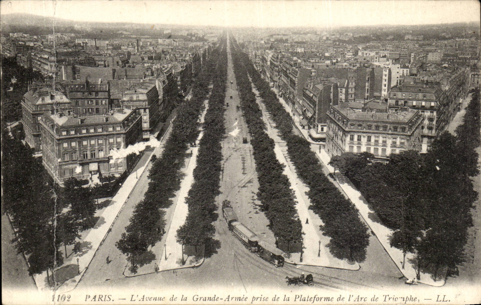 Paris CPA Which occurred of the large army taken of the platform of Arc de Triomphe