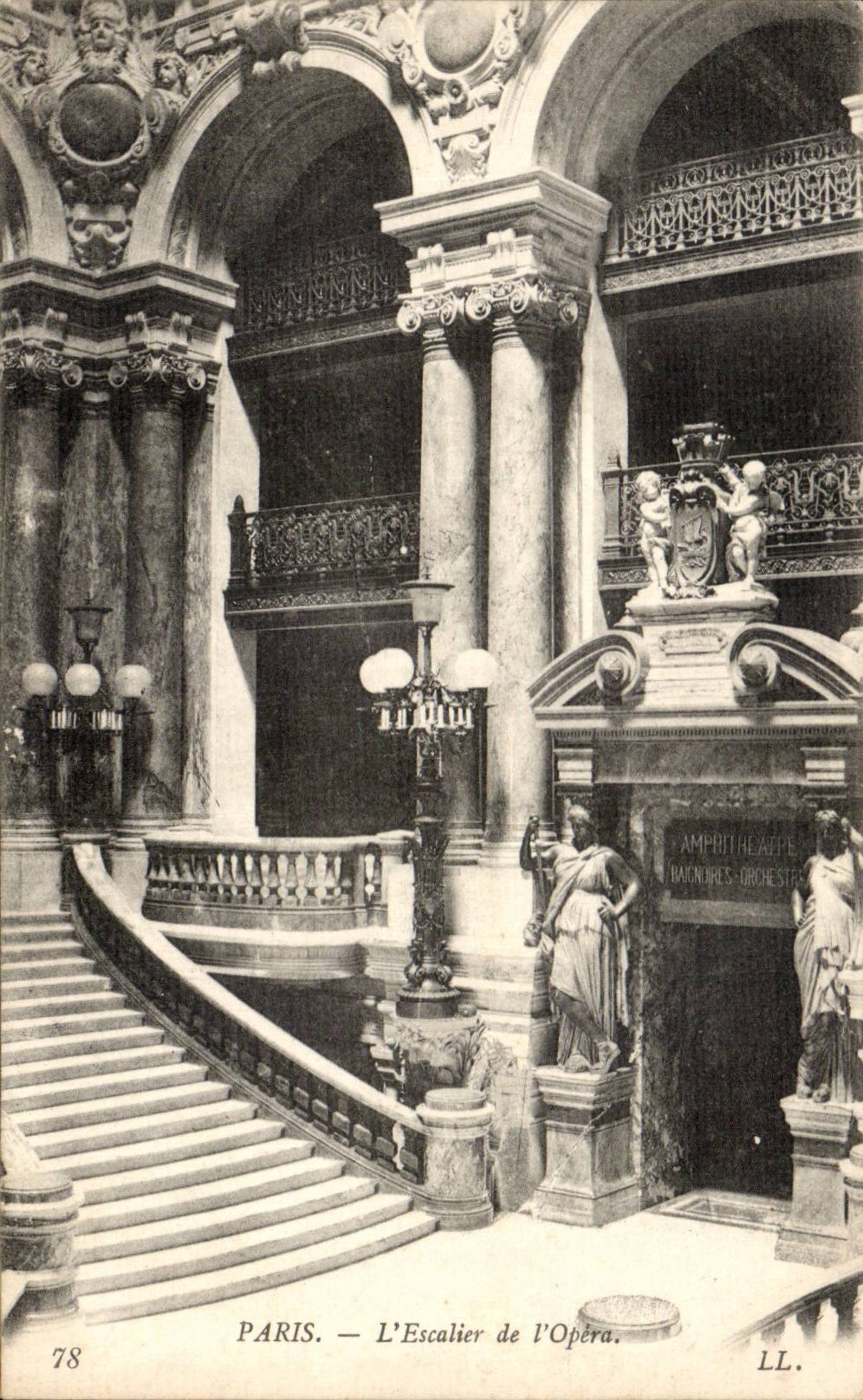 Paris CPA Escalier de l'opera