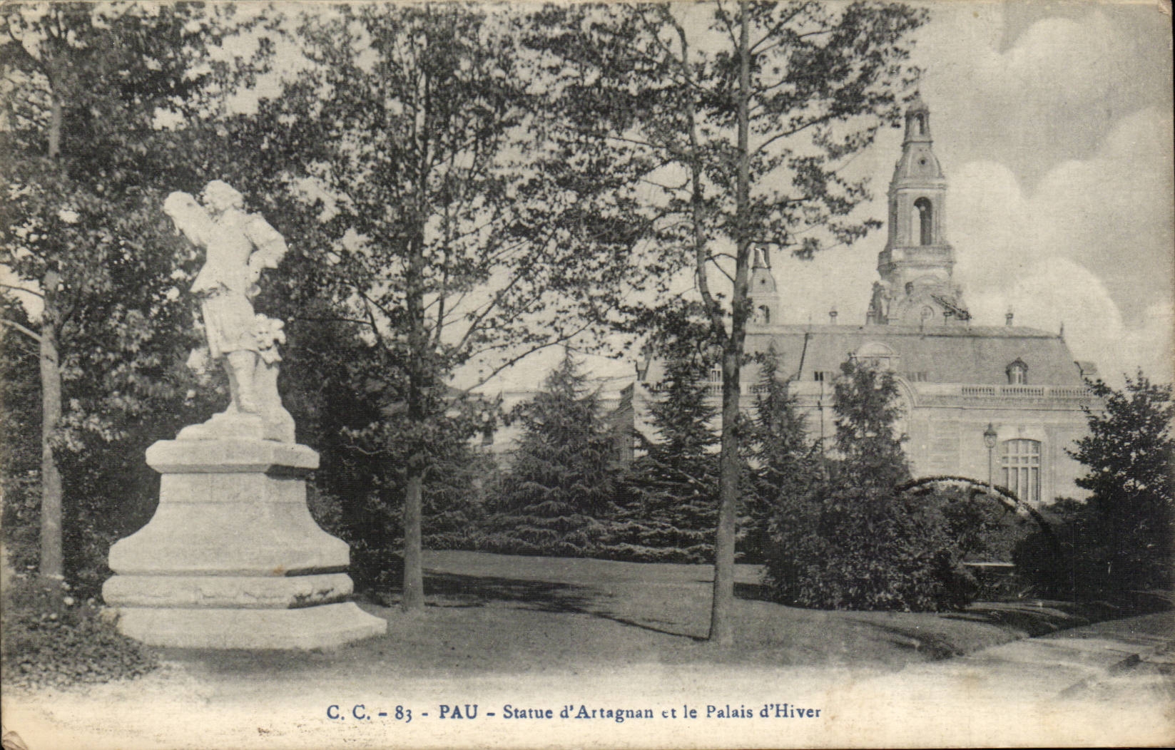 CPA Pau Statue von Artagnan und der Gaumen des Winters