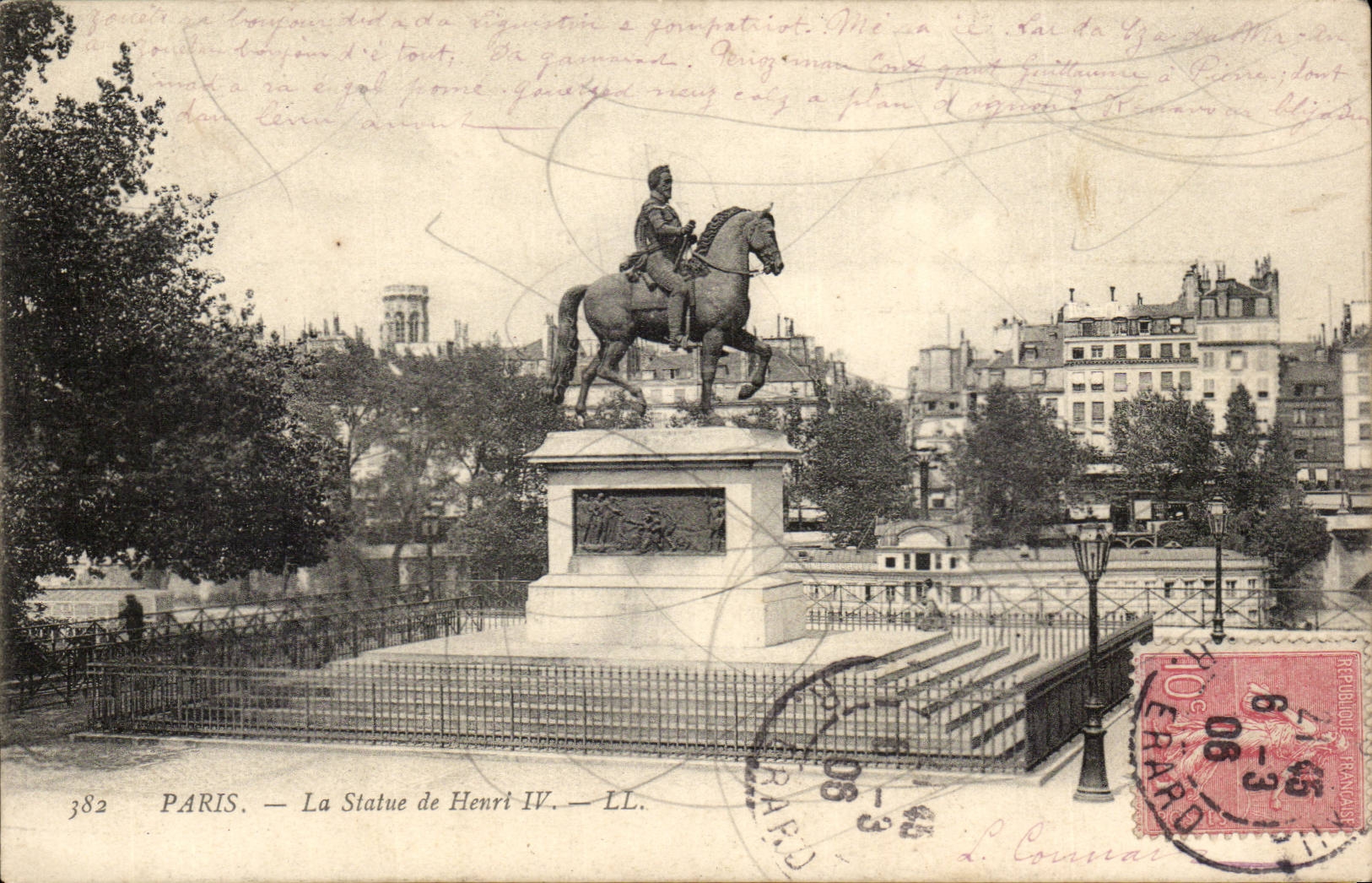 Paris CPA Statue de Henri IV
