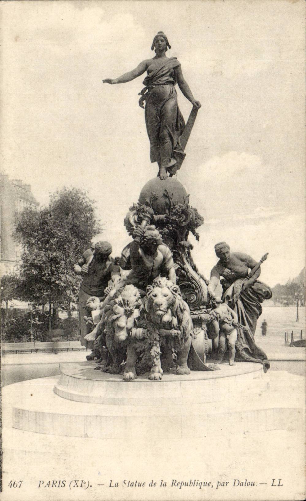 Paris CPA Statue of the Republic by Dalou