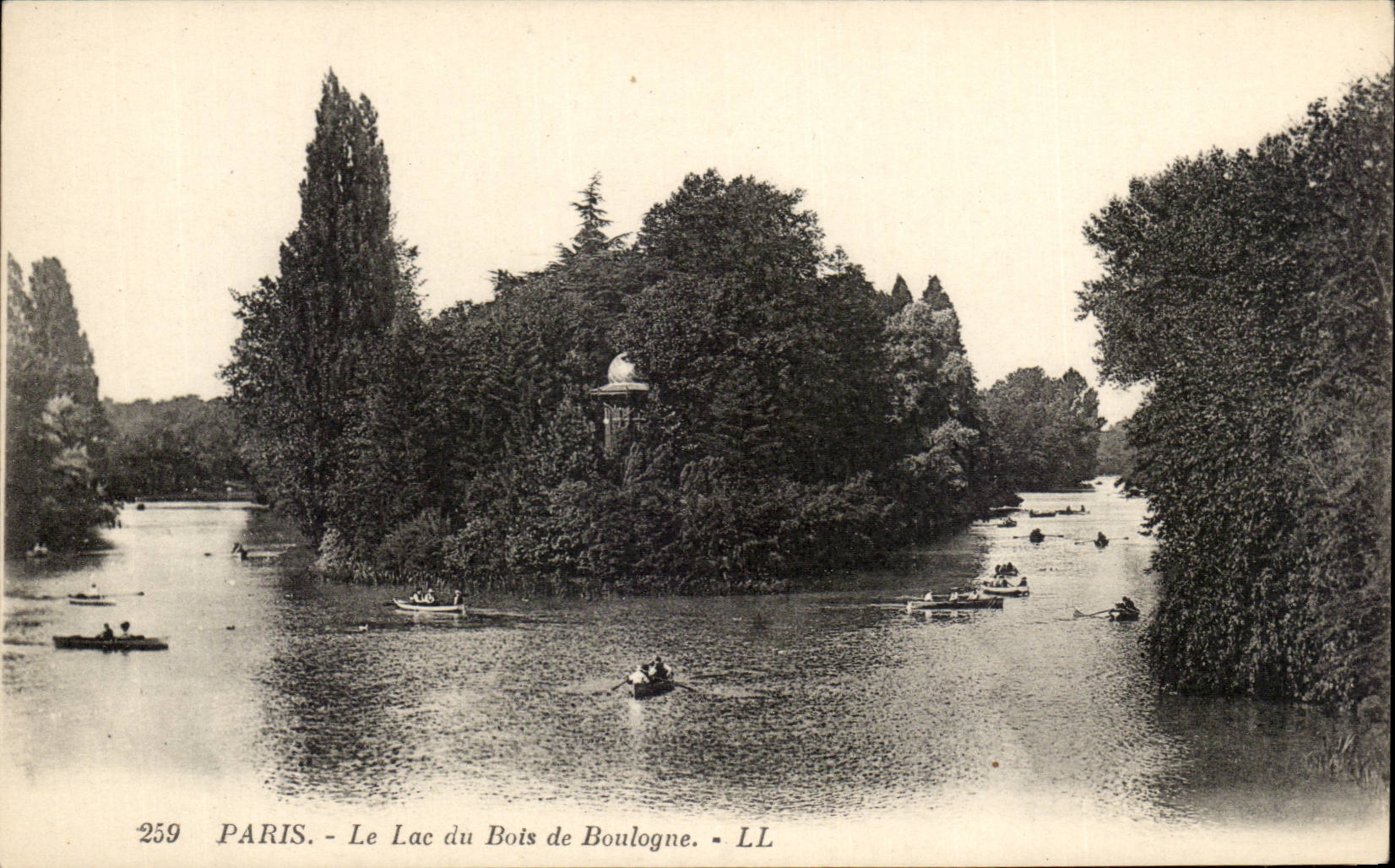 Paris CPA le lac du bois de boulogne
