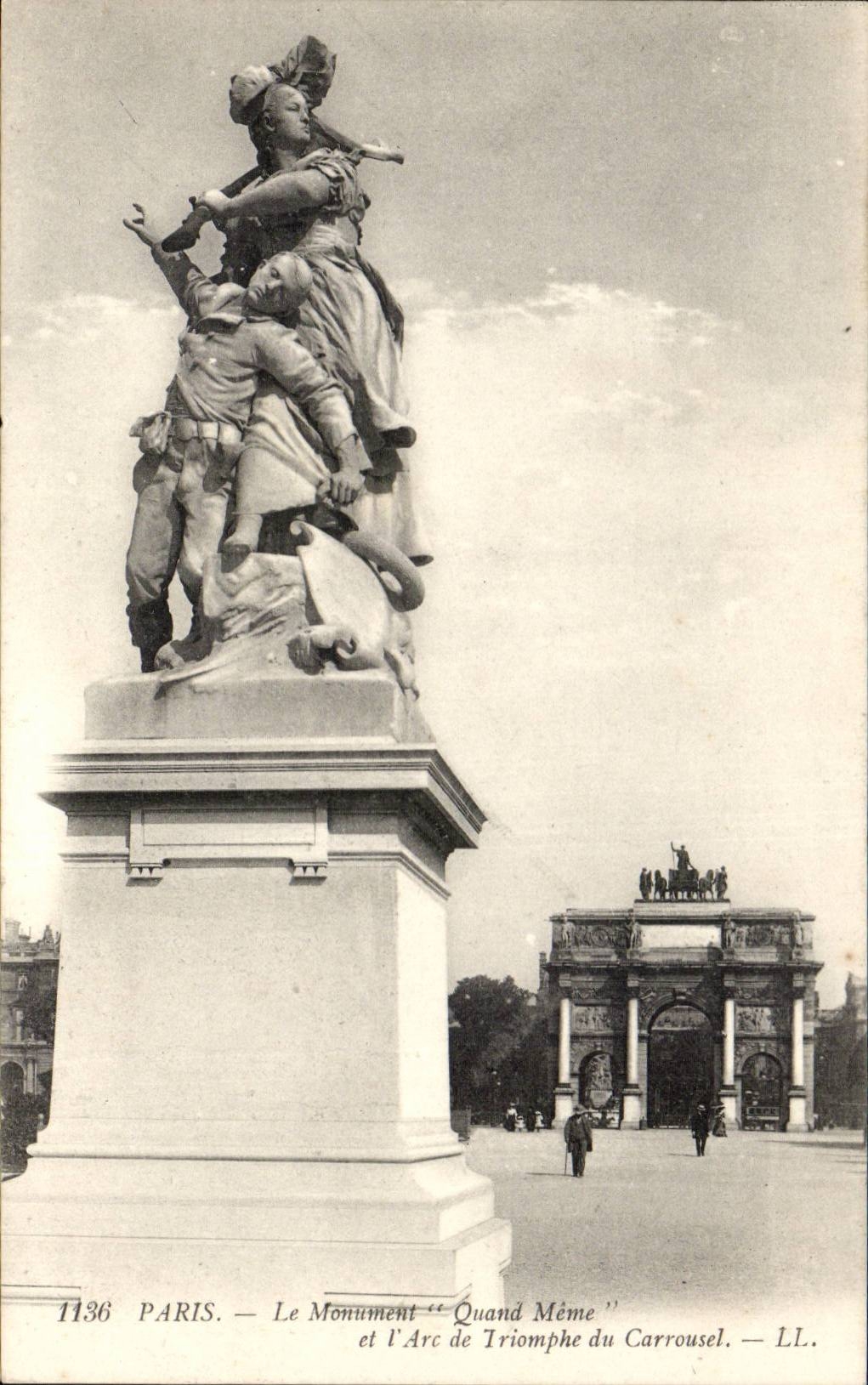 Paris CPA Le Monument Quand meme et l'arc de triomphe du Carrousel