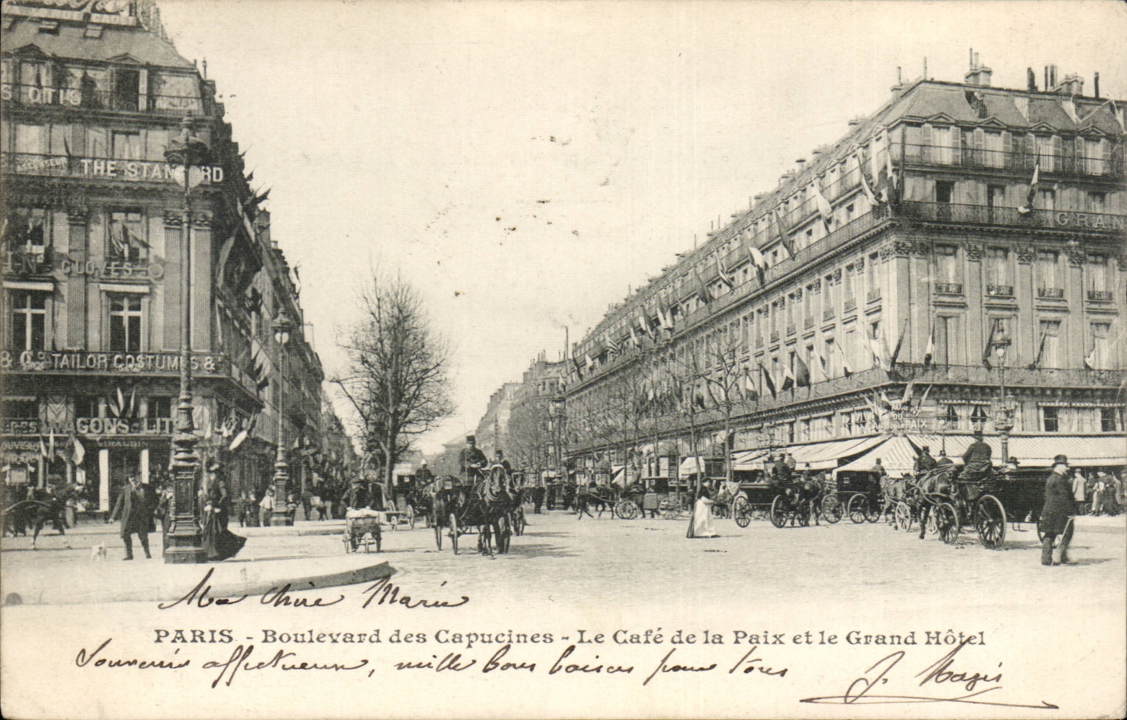 Paris CPA Boulevard des CApucines le cafe de la paix et le grand hotel