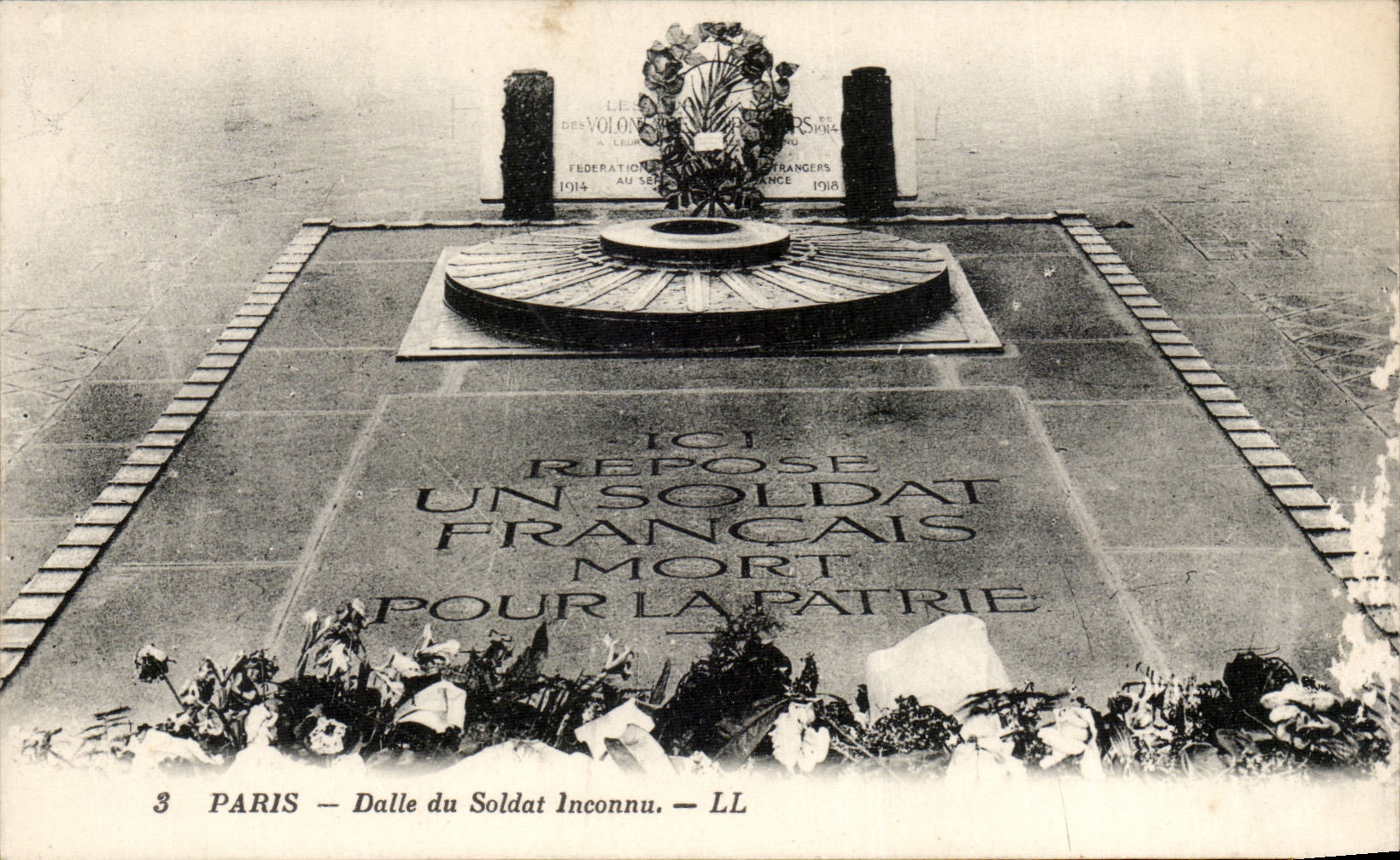 Paris CPA Paves of the unknown soldier