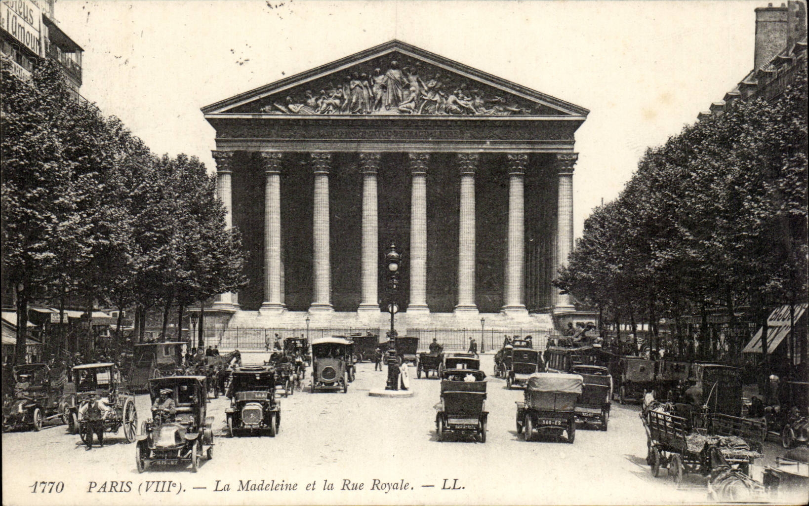 Paris CPA the Madeleine and the Royal street