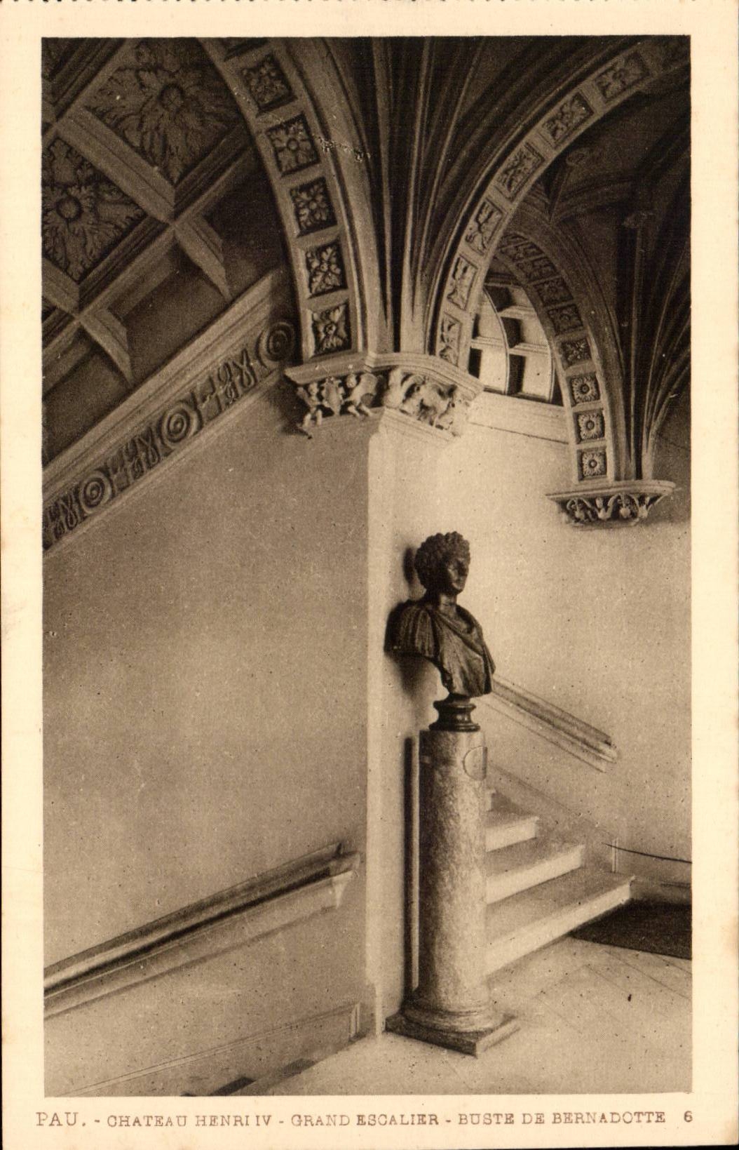 Pau - Castle Henri IV - Large Staircase - CPA