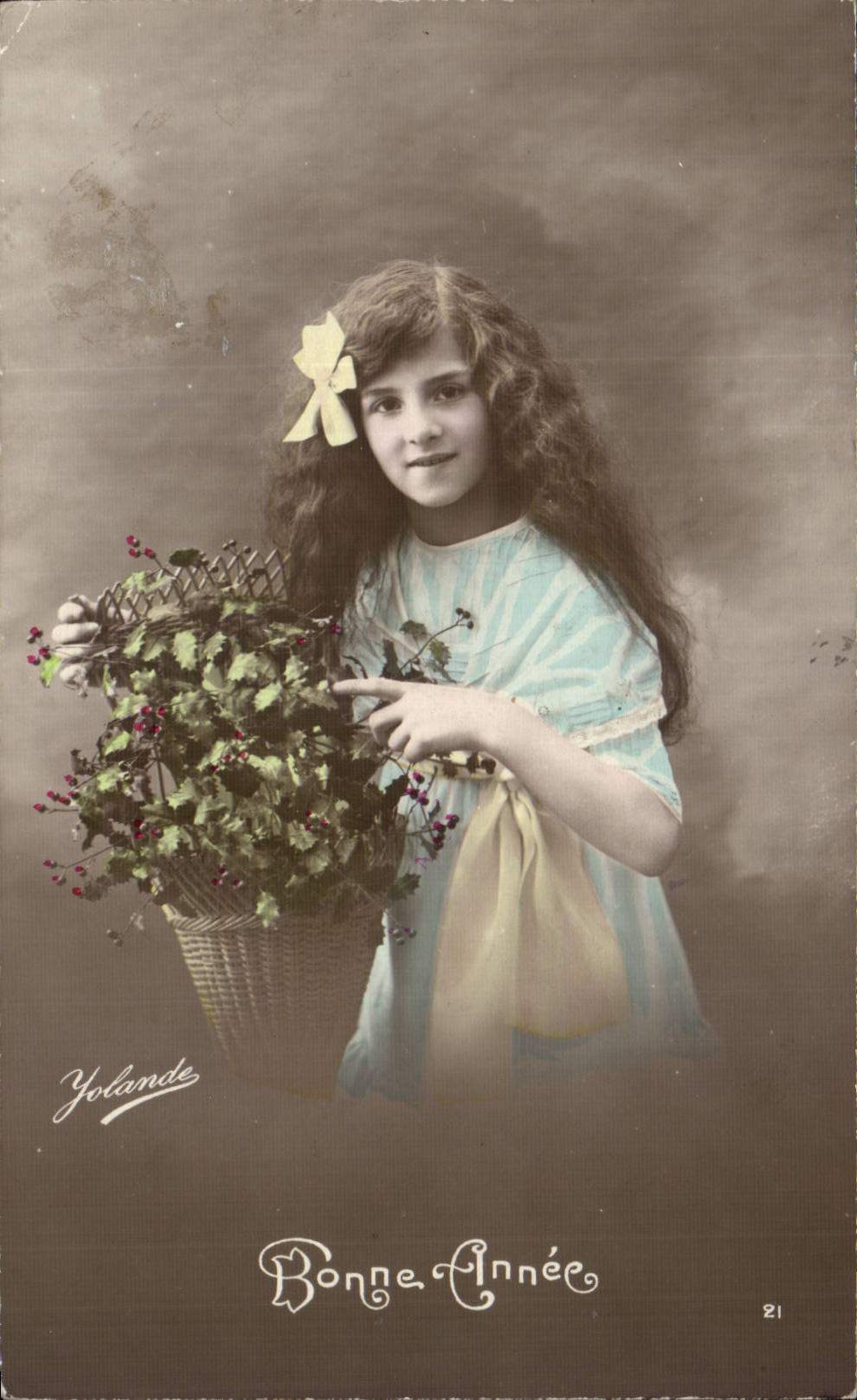 Fantasy - Child - long Little girl with beautiful to hate CPA