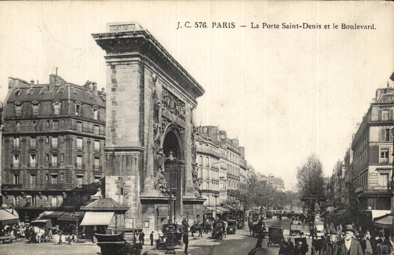 Paris - 10 - Gate Saint Denis and the Boulevard - CPA