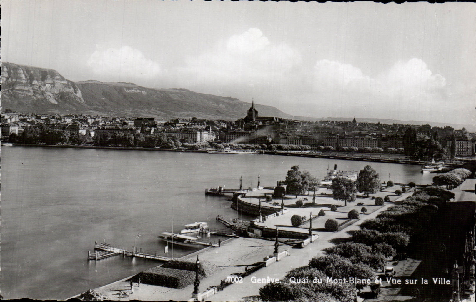 Swiss CPSM Geneva Quay of Mont Blanc and sight on the city