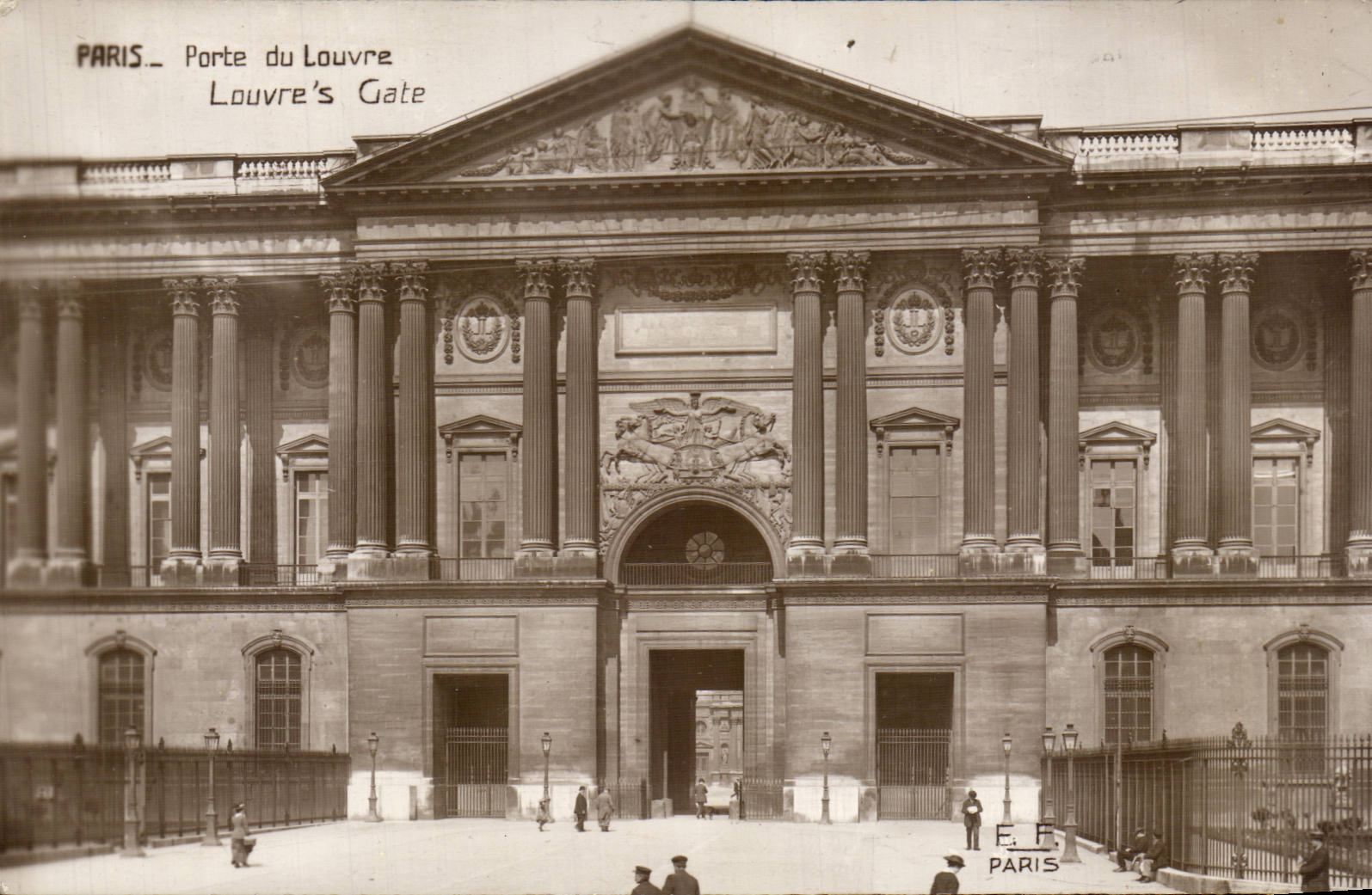 CPA Paris Porte du Louvre