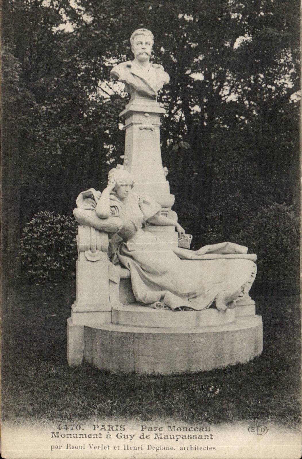 CPA Paris Park Heap Monument of Guy of Maupassant