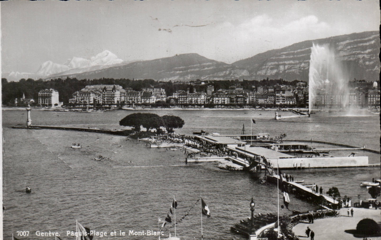 CPSM Geneva Pasture Beach and Mont Blanc