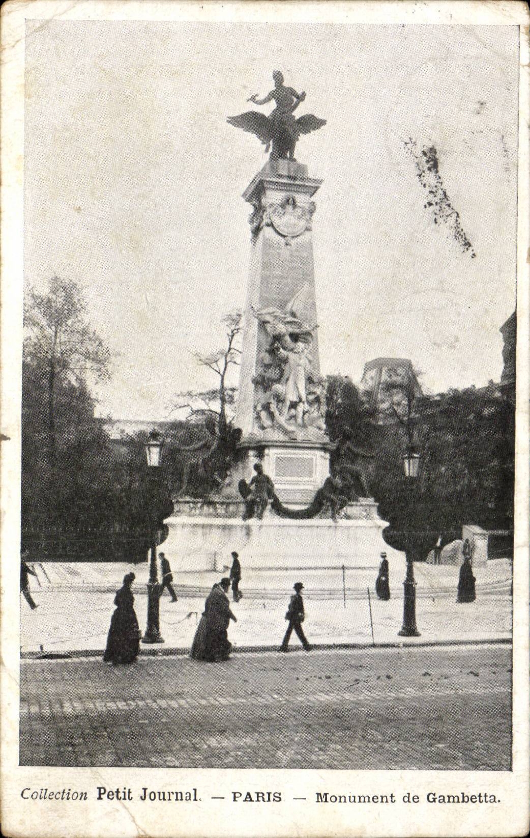 Paris CPA Monument de Gambetta