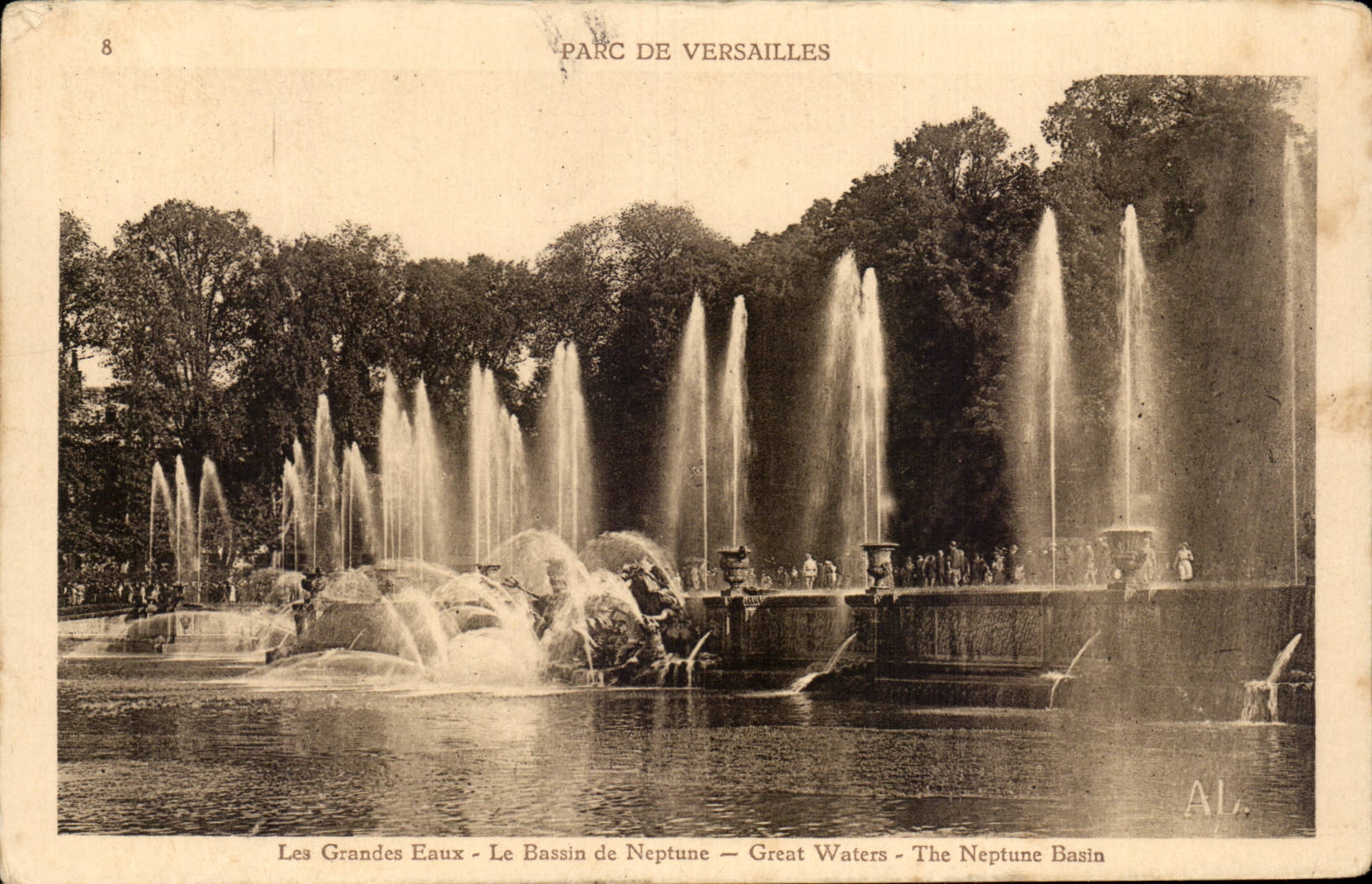 CPA Park of Versailles large water the basin of Neptune