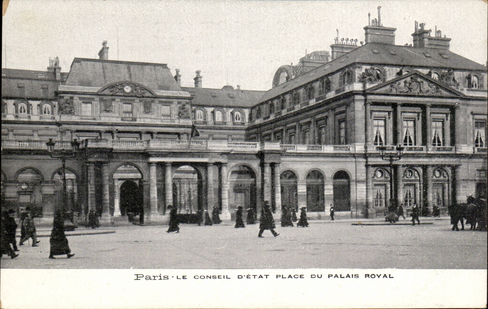 Paris - 1 - Le Conseil D'Etat Place du Palais Royal - CPA