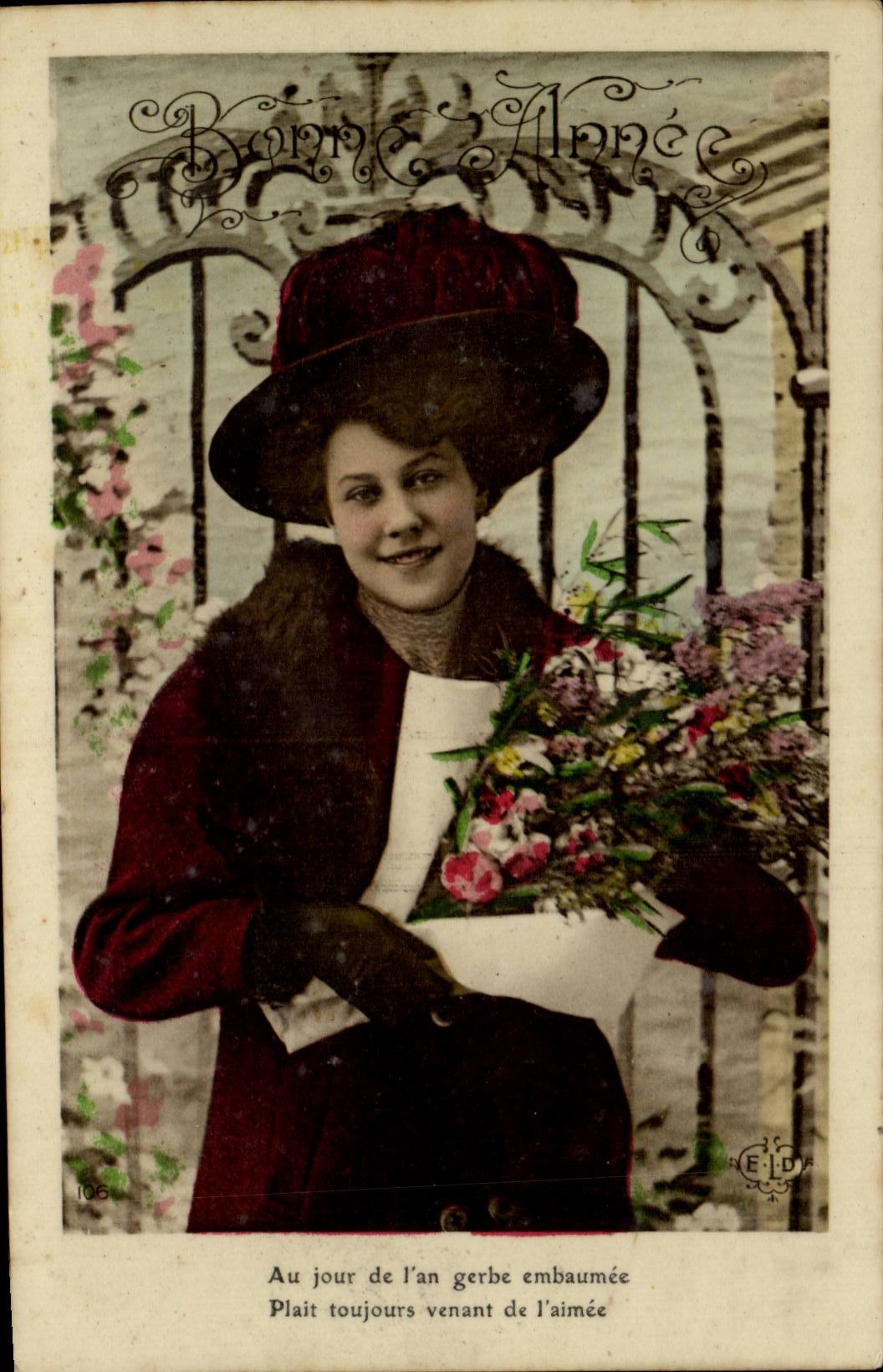 Fantasy - Woman - Woman with beautiful hat CPA