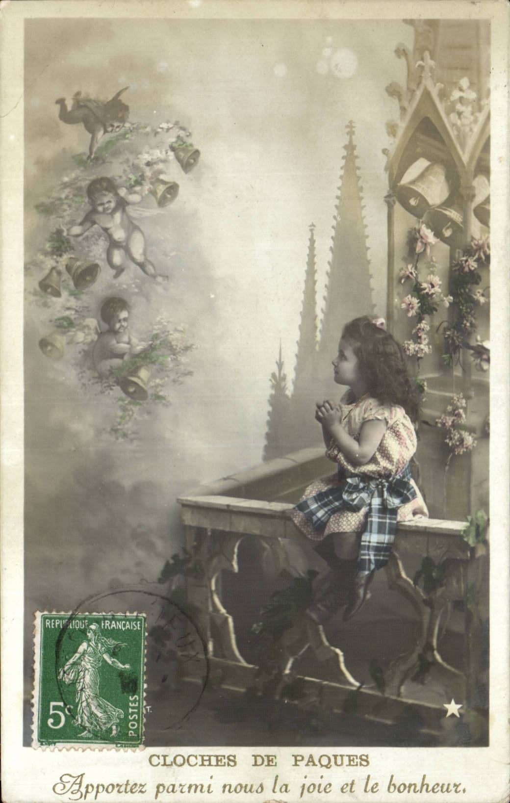 CPA Fantasy Child Bells of barrel Easter