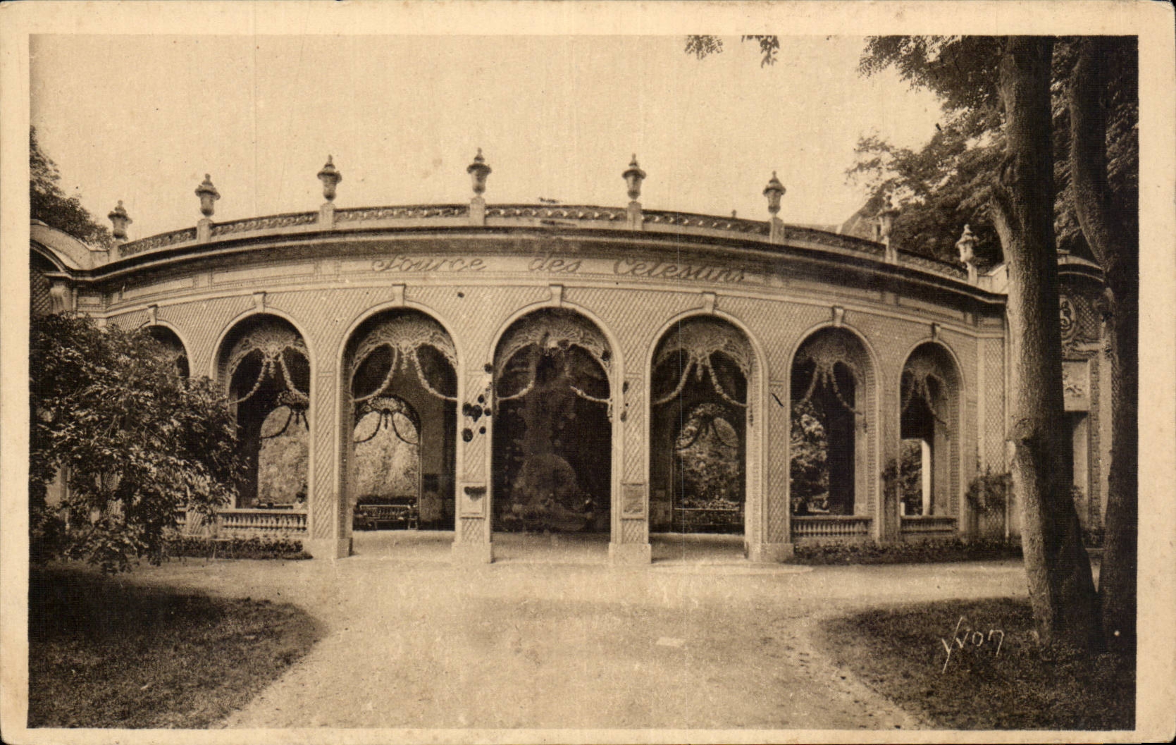 Vichy CPA Le pavillon de la source des Celestins