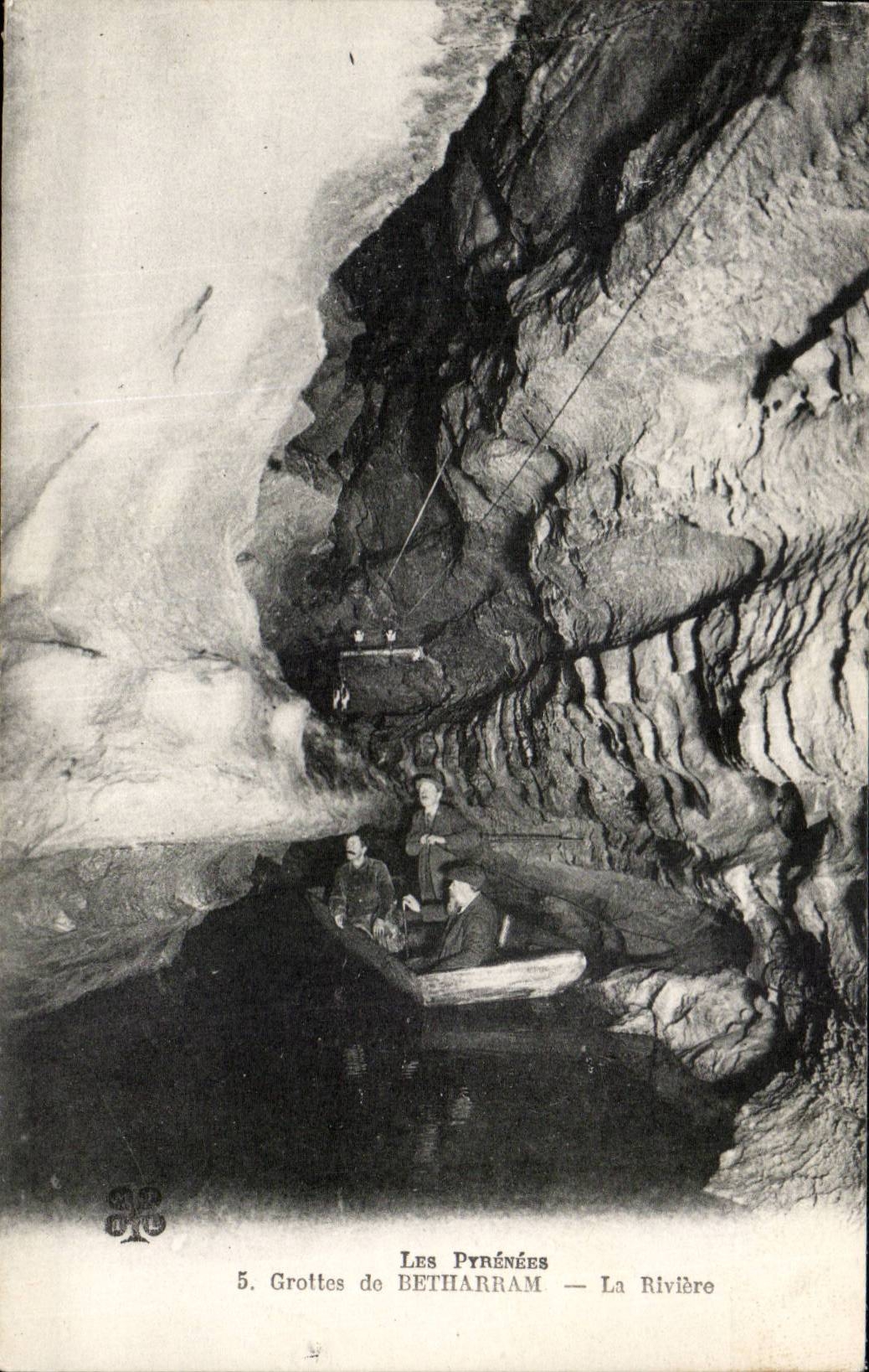 CPA Hohlen von Betharram der Fluss