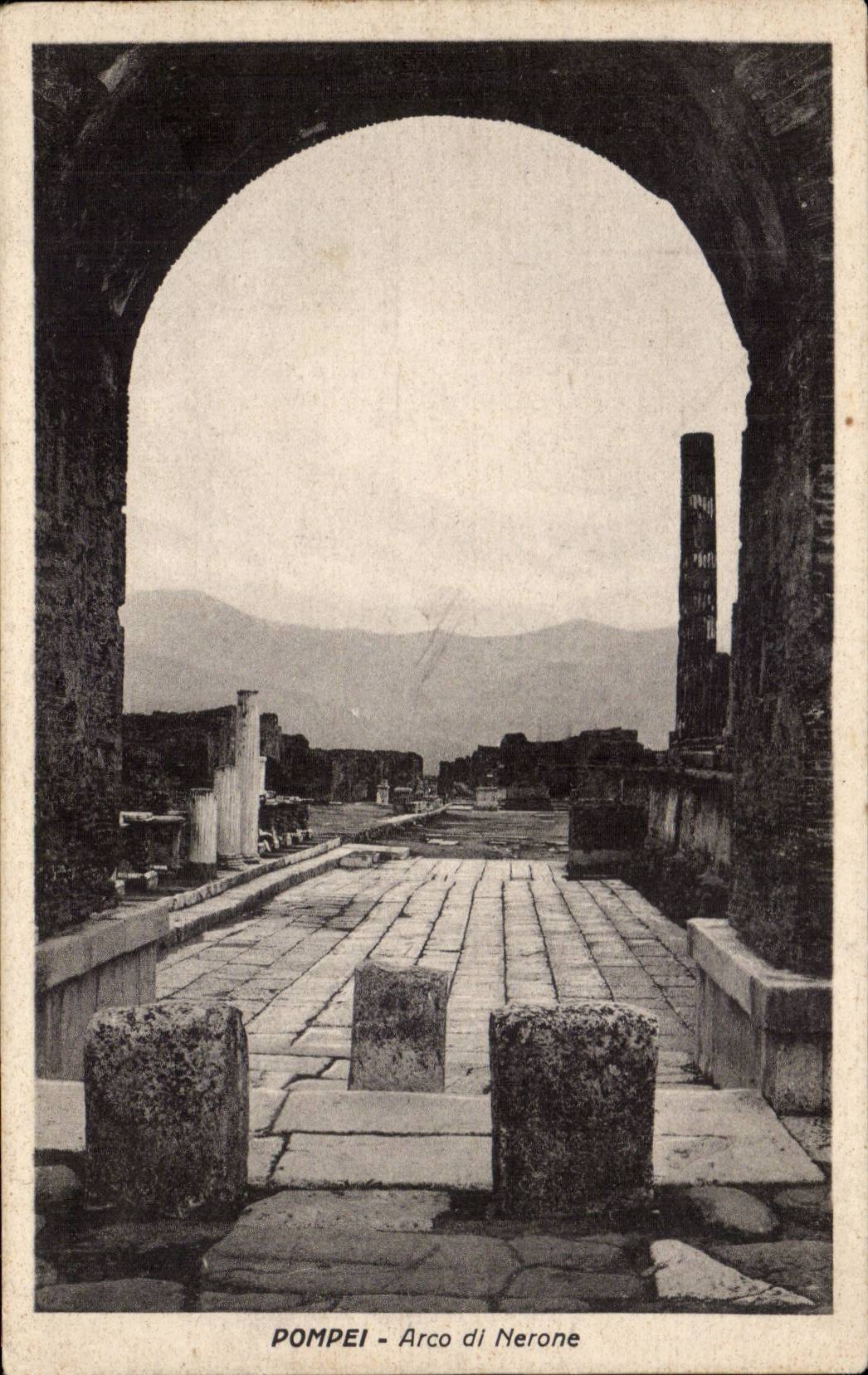 CPA Italy Italia pompei Arco di Nerone