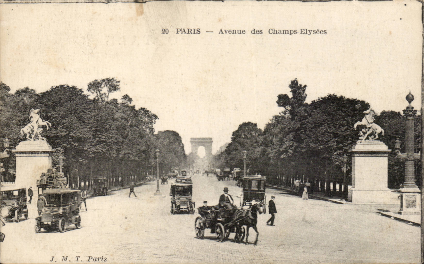Paris CPA Which occurred of the Champs Elysees