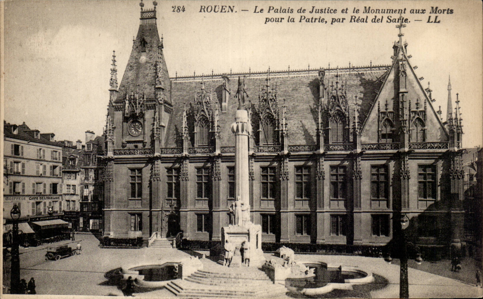 CPA Rouen law courts and the war memorial for the fatherland