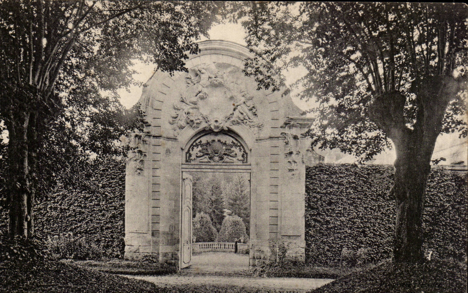 Paris CPA Porte monumentale