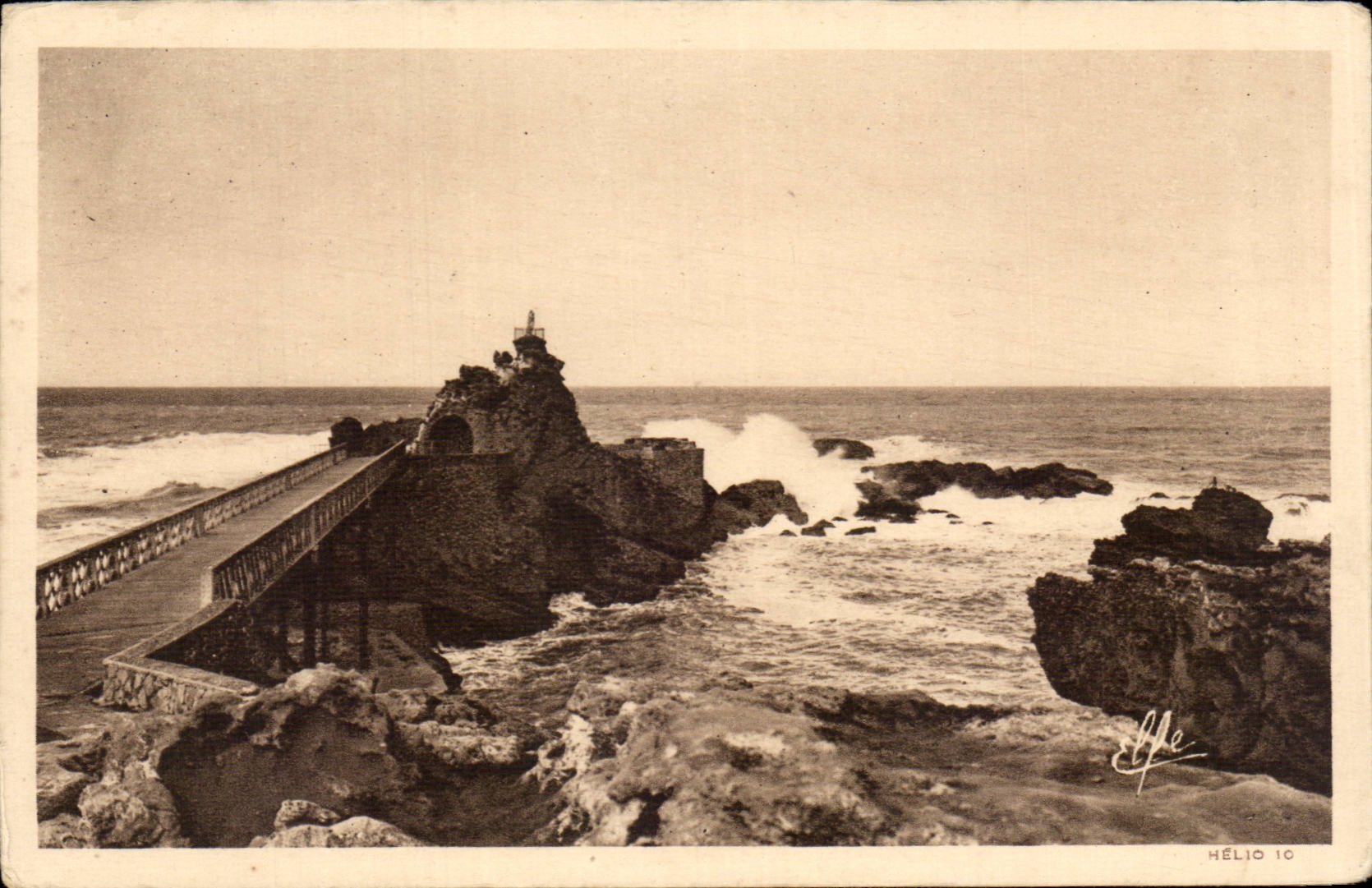 CPA Biarritz Le rocher de la vierge