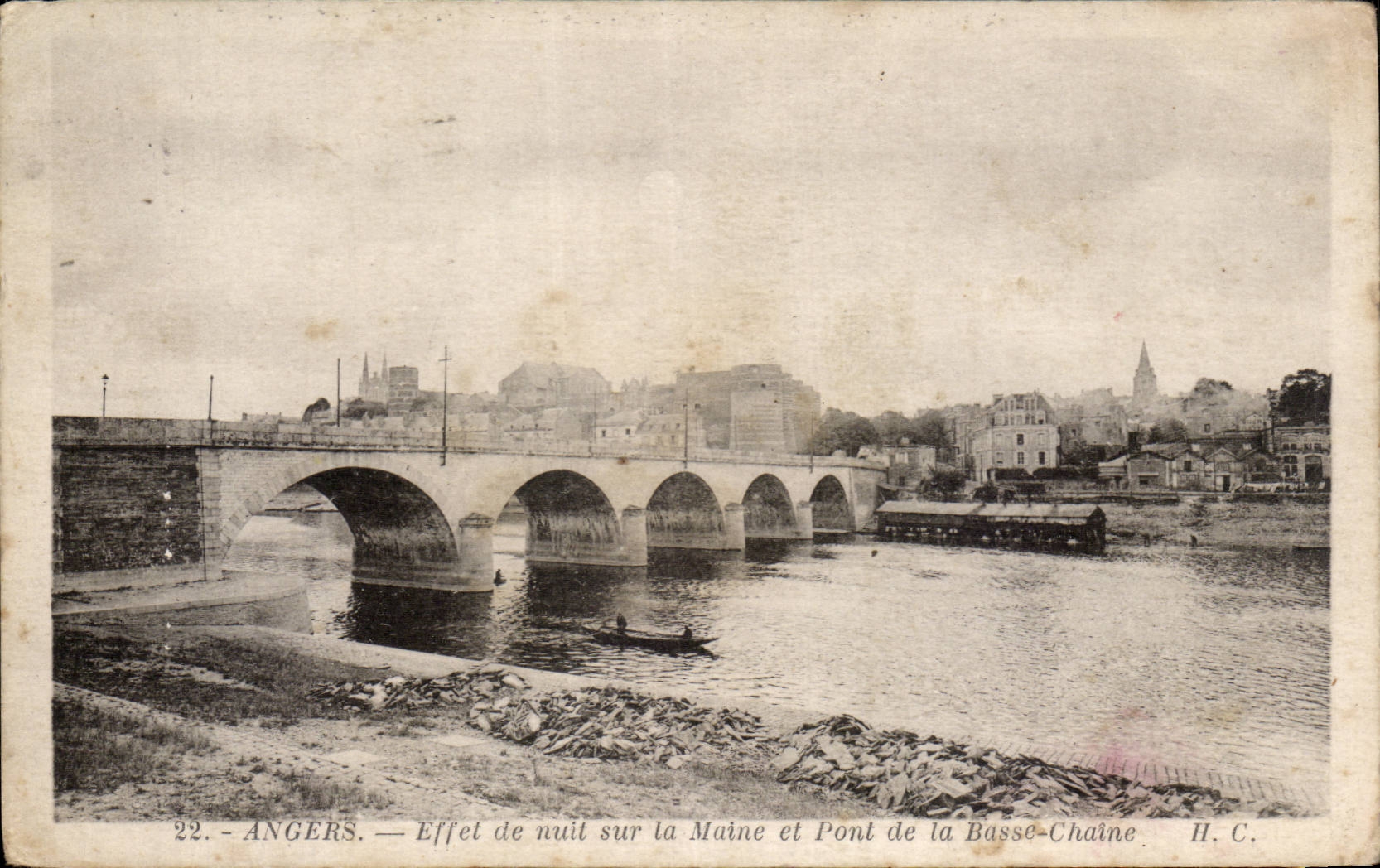 Angers CPA Night effect on Maine and bridge of the Low chain