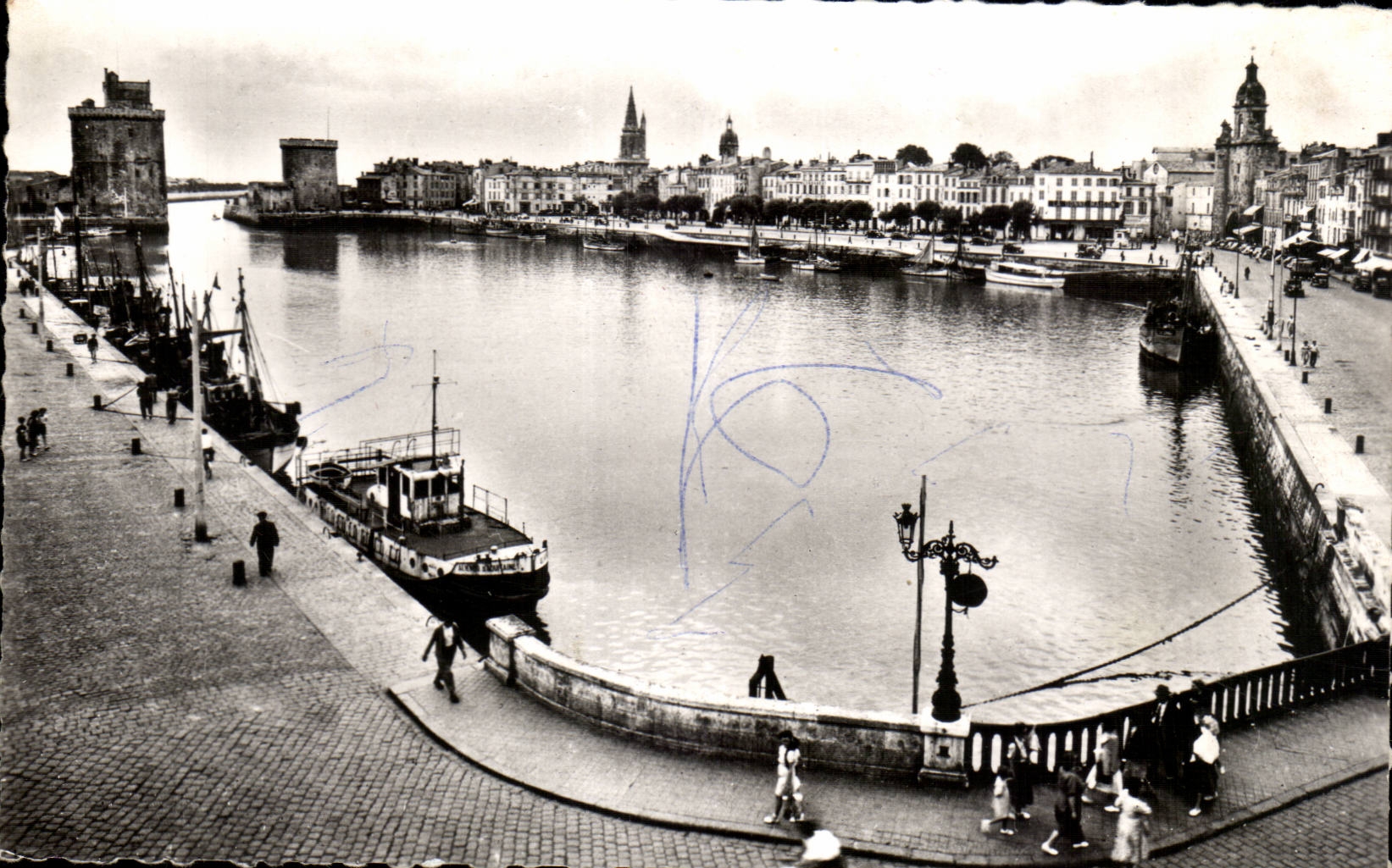 La Rochelle - Anblick des Hafens - CPA