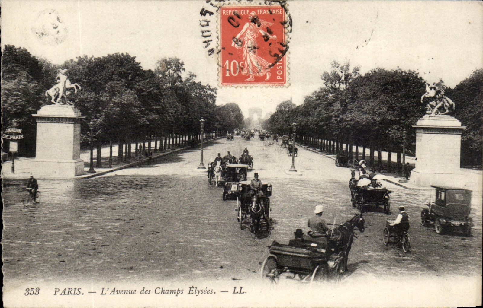 Paris - 8 - the Avenue of the Champs Elysees - CPA