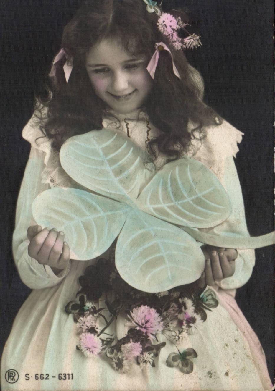 Fantasy - Child - Little girl with cute pigtails - CPA