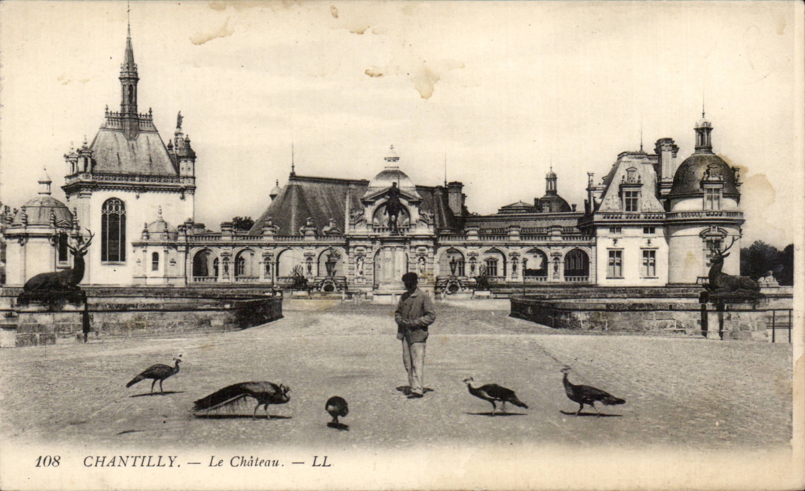 CPA Chantilly the castle