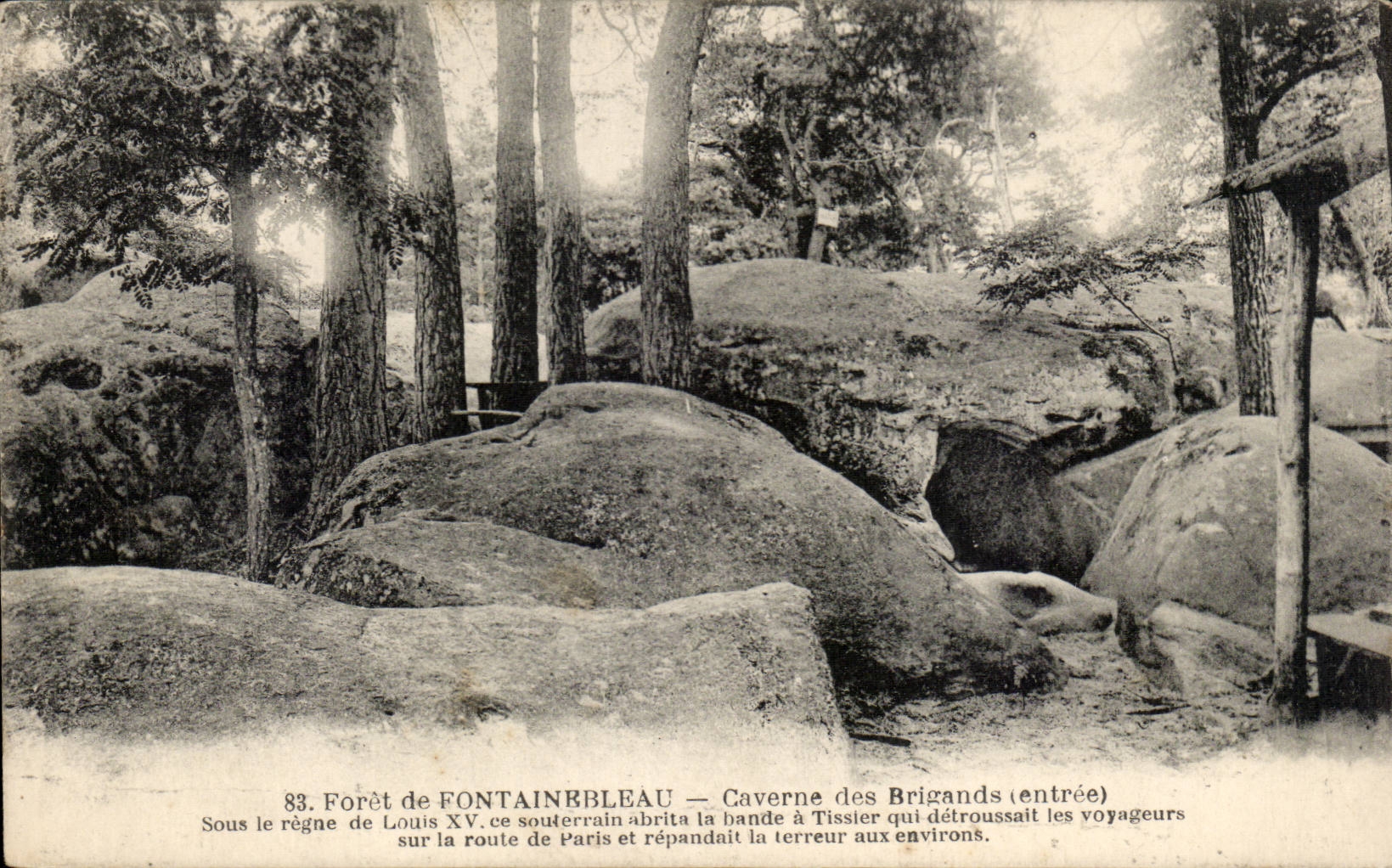 CPA Drill of Fontainebleau Cave of the brigands