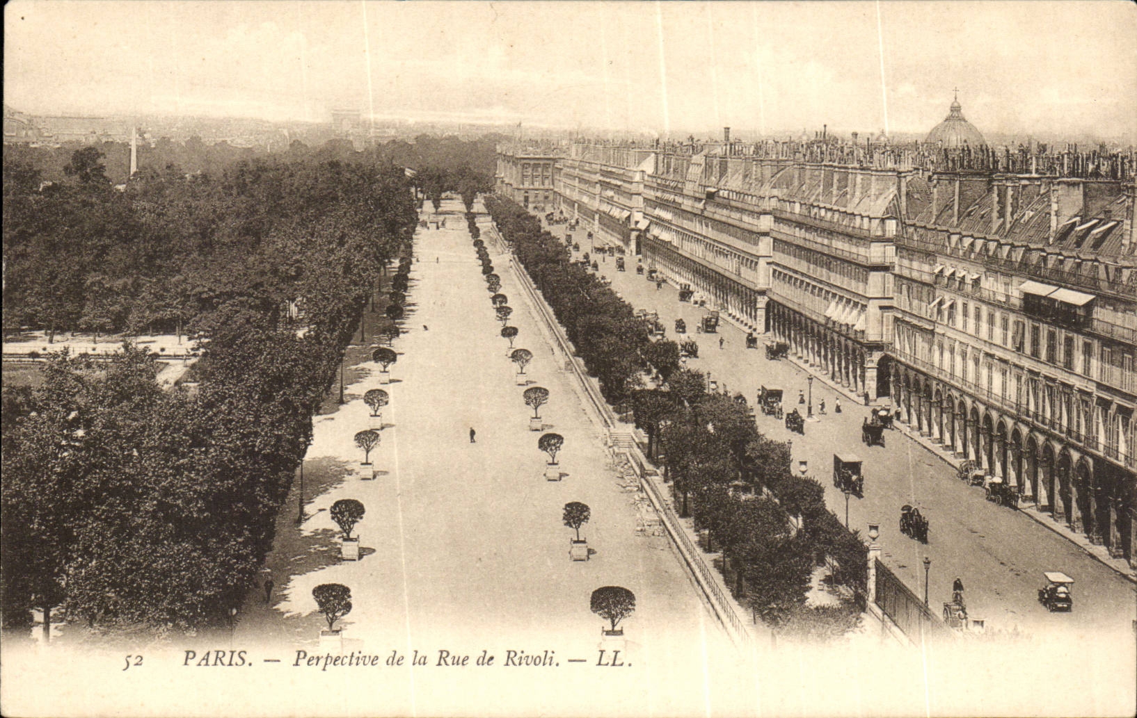 Paris CPA perspective de la Rue de Rivoli