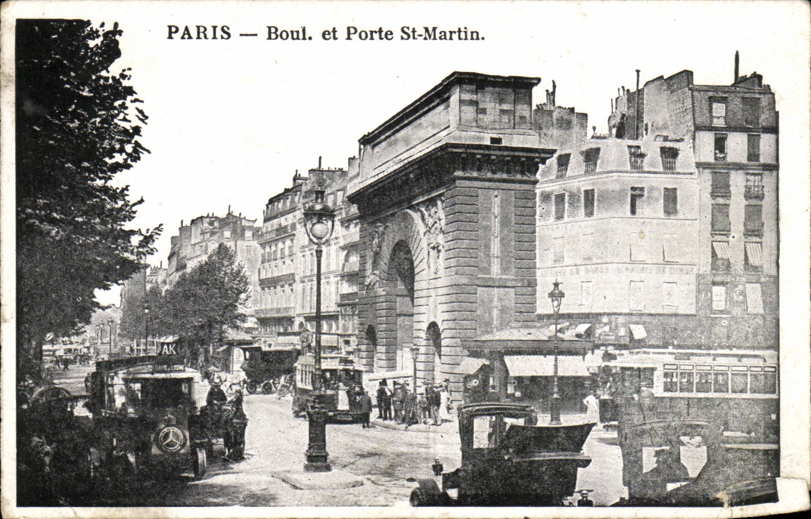 CPA Paris Boul and carries St Martin