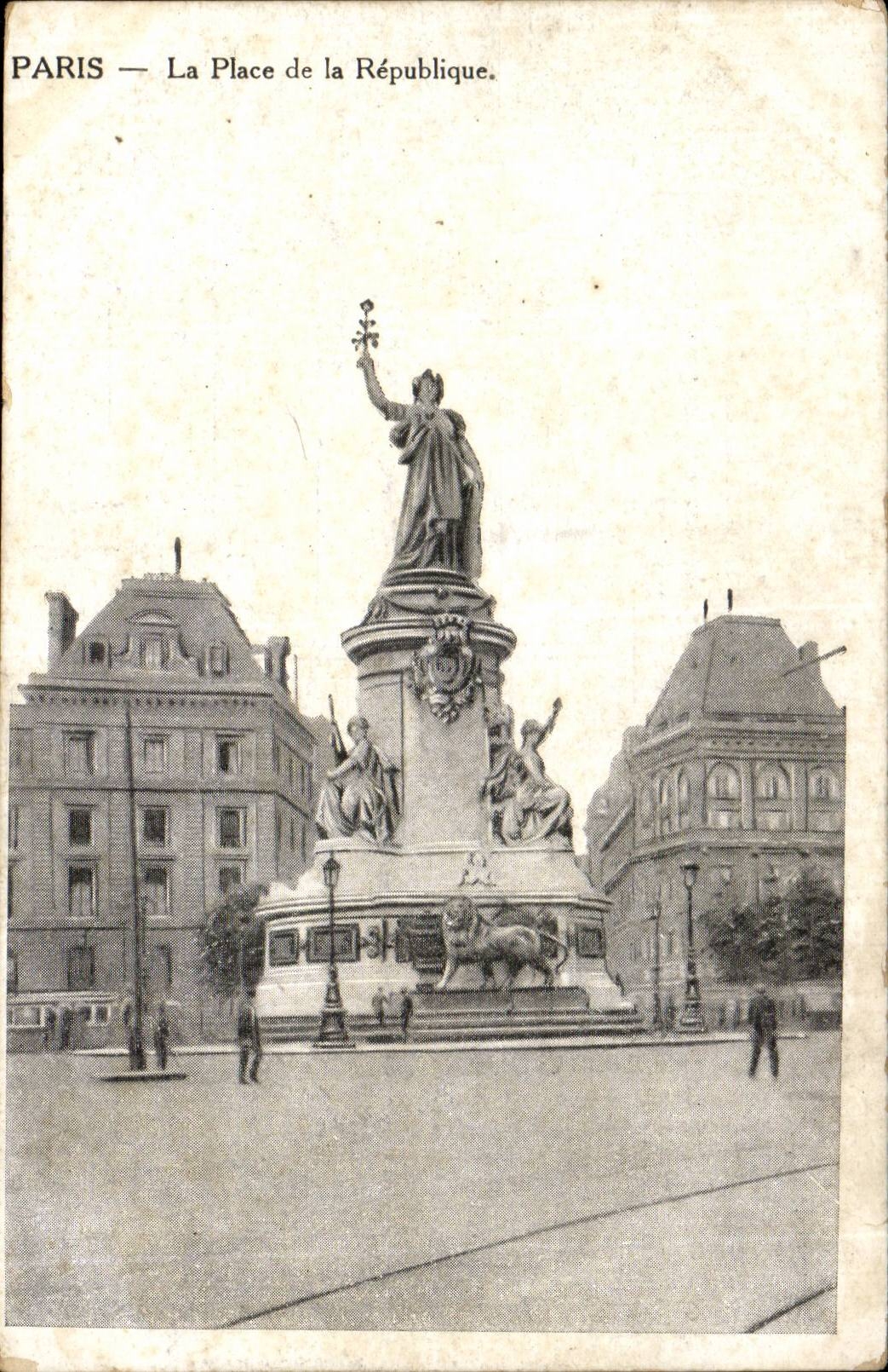 CPA Paris Parc Places Republic