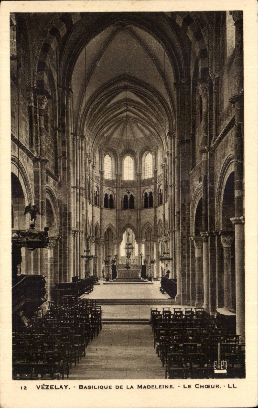 CPA Vezelay Basilica of the Madeleine chorus