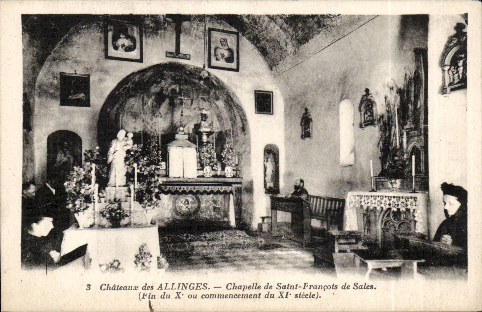 CPA Castles of Allinges Vault of Saint François the Dirty ones