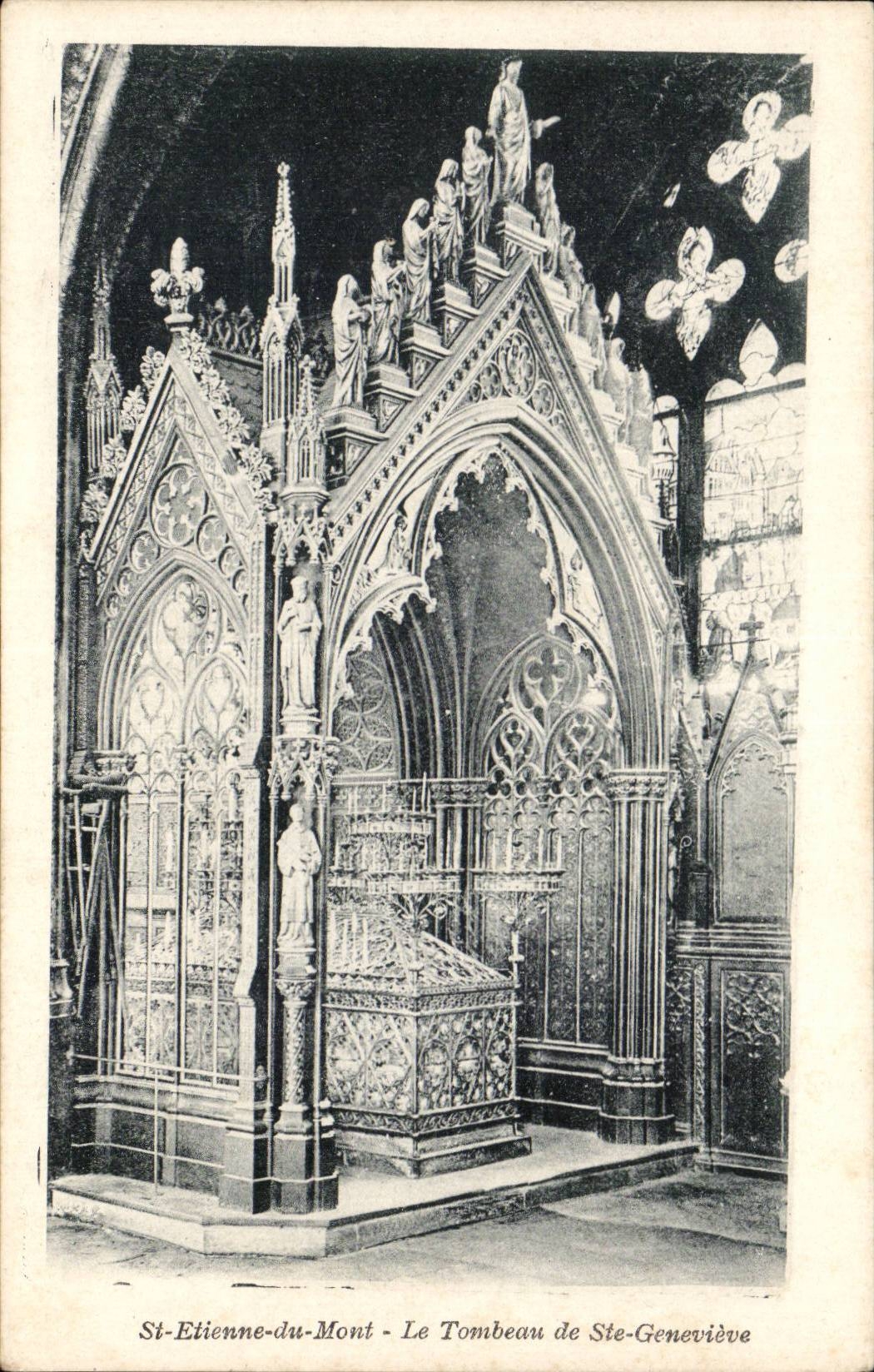 Paris CPA St Etienne of the Mount the tomb of co Genevieve