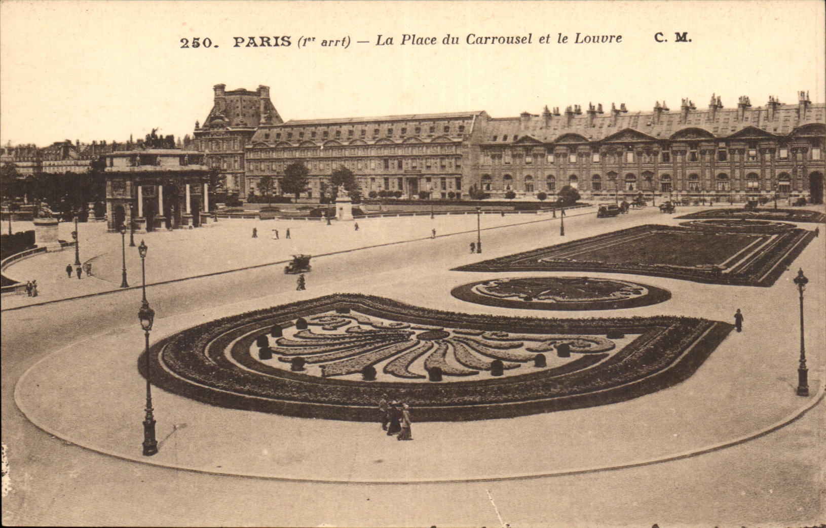 Paris CPA Place du Carrousel et le Louvre