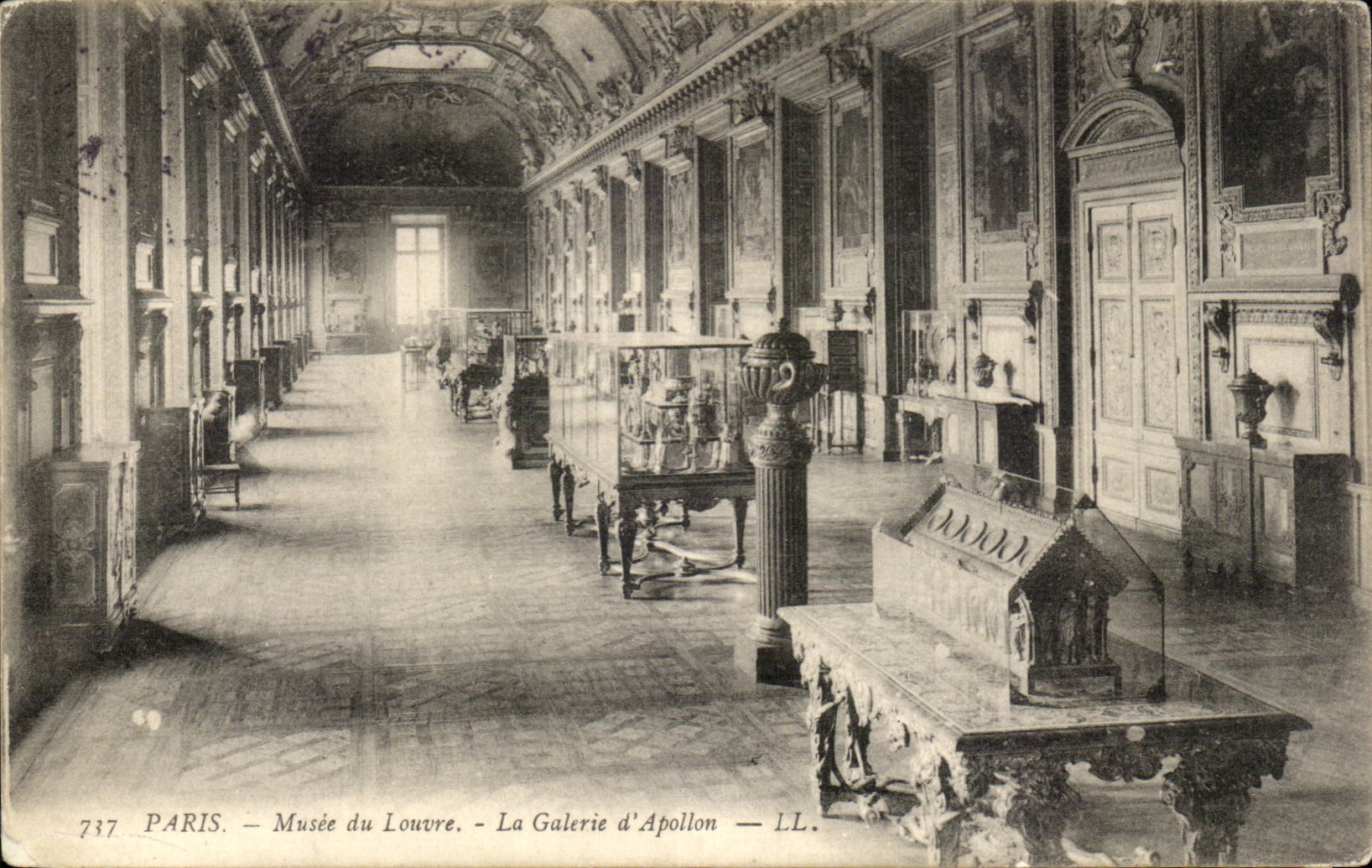 CPA Paris Musee du Louvre La galerie d'apollon