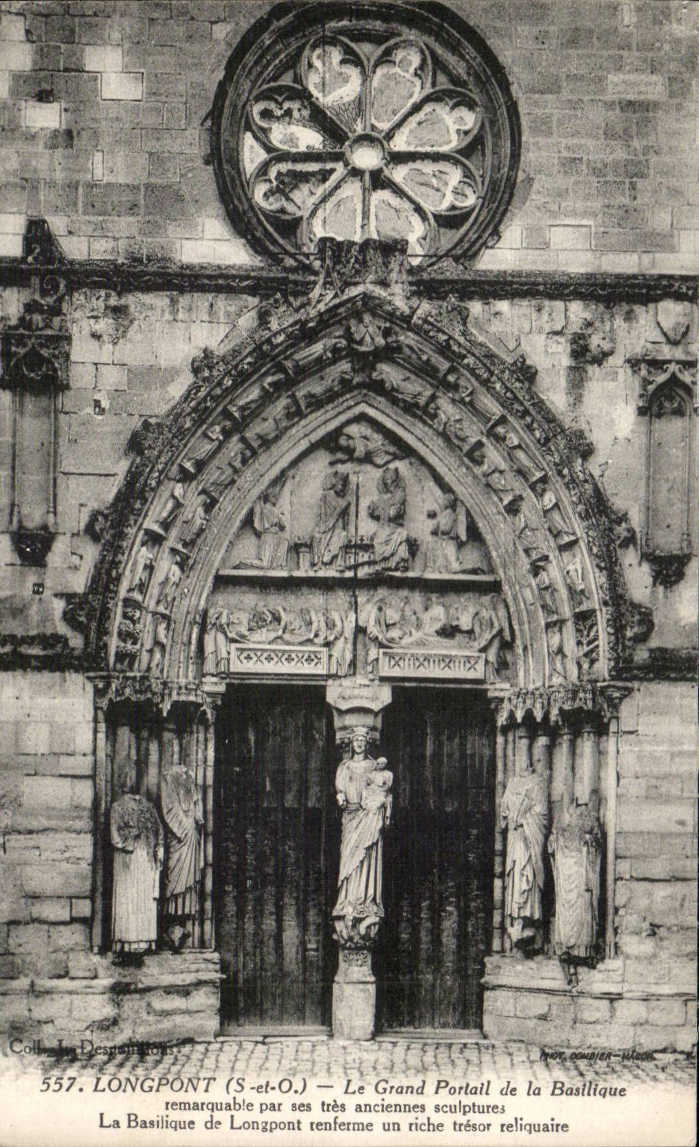 Longpont CPA le grand portail de la basilique