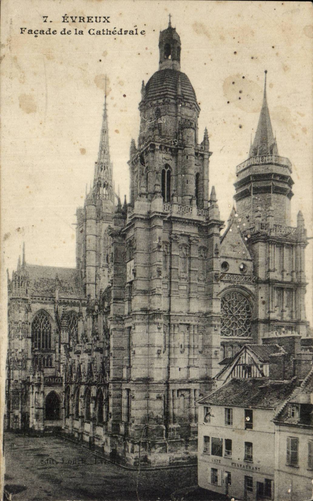 Evreux CPA Frontage of the cathedral