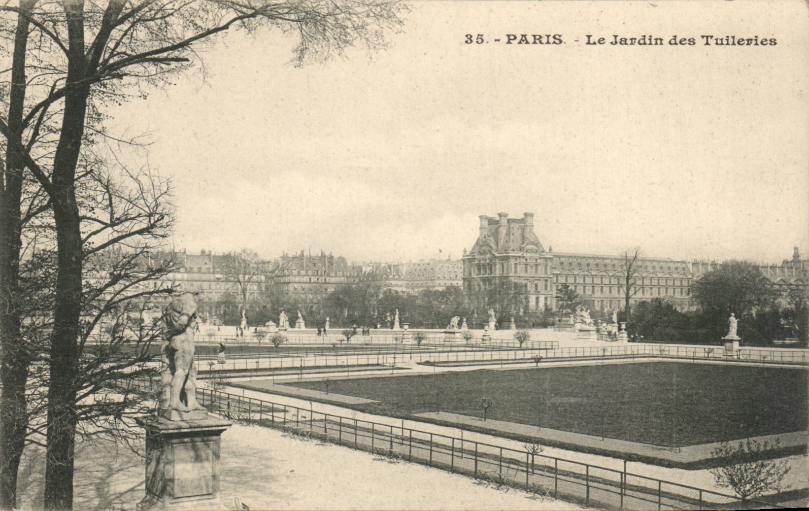 Paris CPA Le jardin des Tuileries