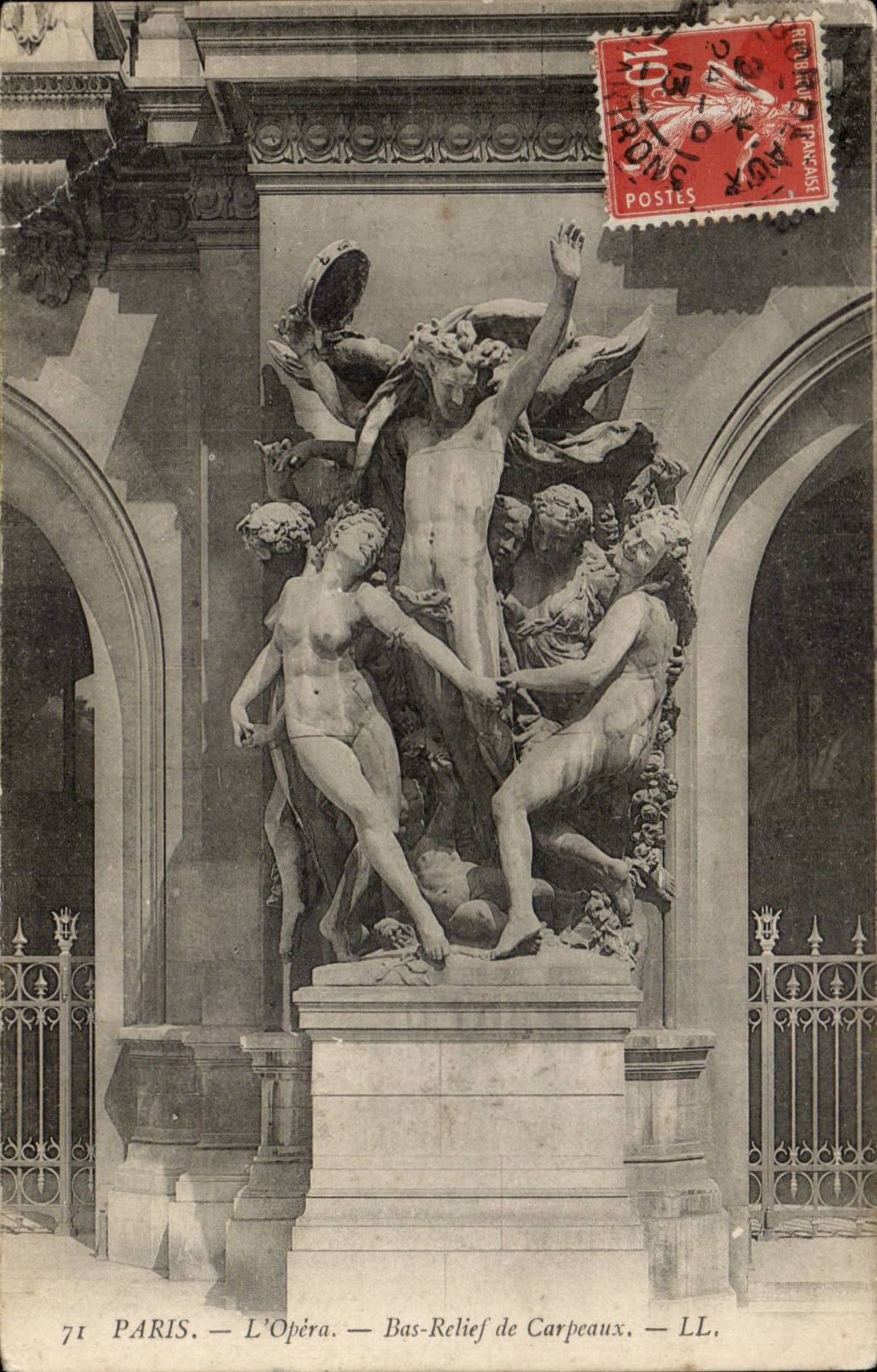Paris CPA L'opera Bas relief de Carpeaux