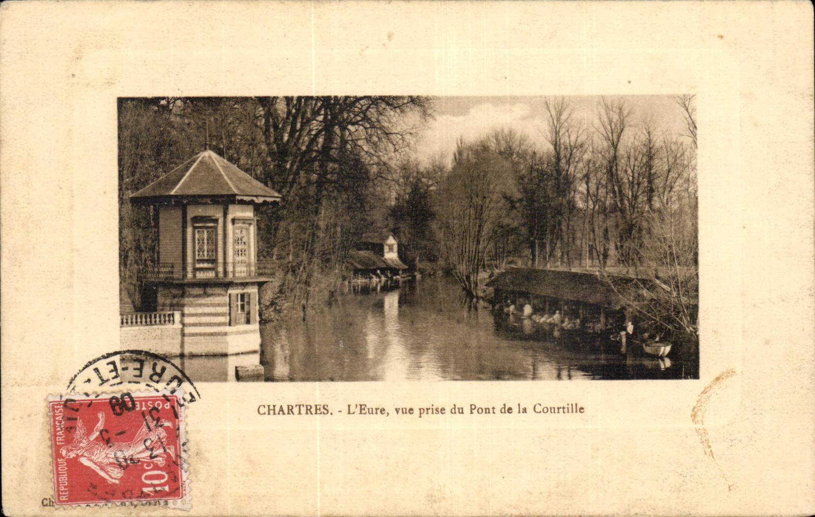 CPA Chartres the Eure seen from of the bridge of Courtille