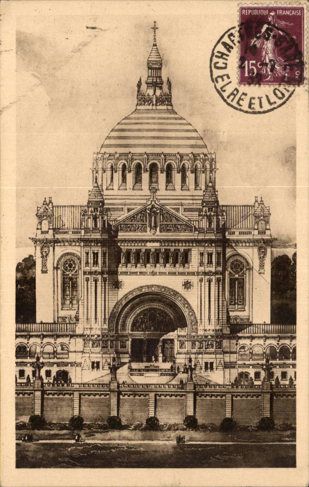 CPA die Basilika der Lisieux Front und der Haube