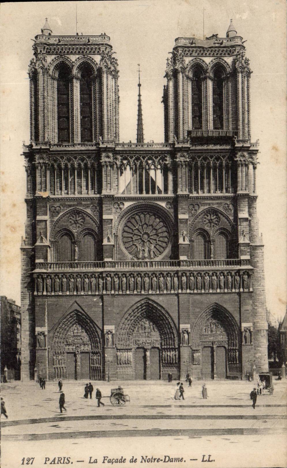 Paris CPA Notre Dame